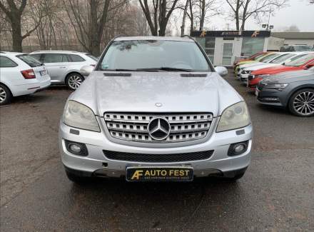 Mercedes-Benz - M-class