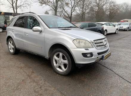 Mercedes-Benz - M-class