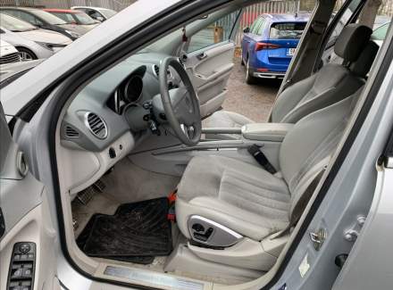 Mercedes-Benz - M-class