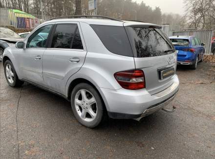 Mercedes-Benz - M-class