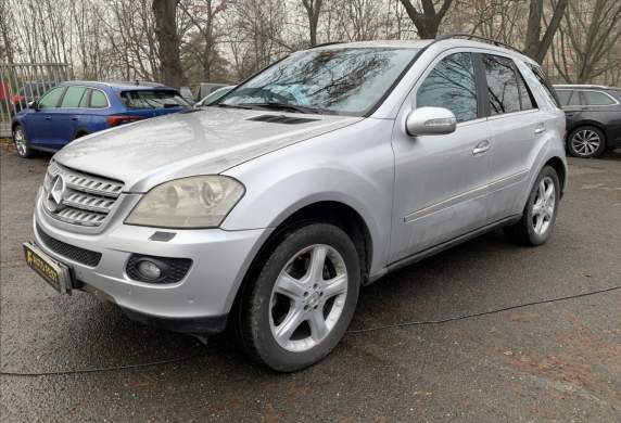 Mercedes-Benz - M-class