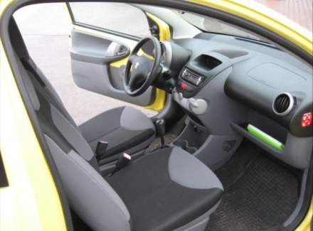 Peugeot - 107