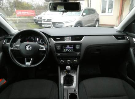 Škoda - Octavia