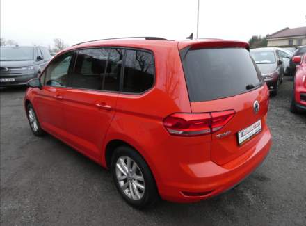 Volkswagen - Touran