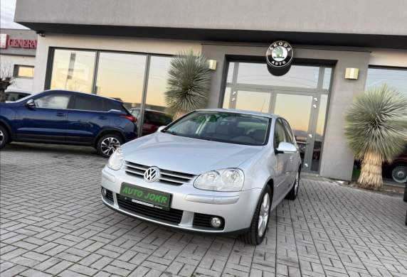 Volkswagen - Golf