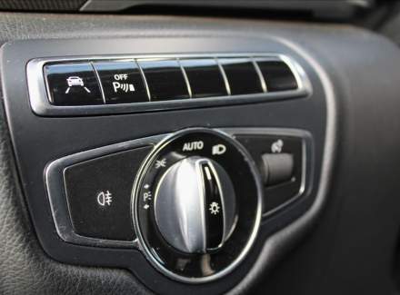 Mercedes-Benz - V-class