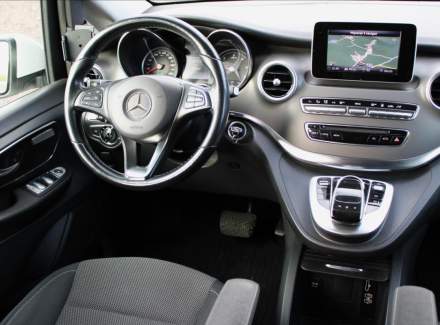 Mercedes-Benz - V-class