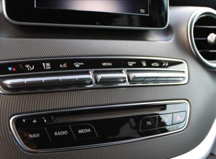 Mercedes-Benz - V-class