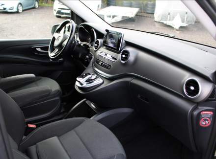 Mercedes-Benz - V-class