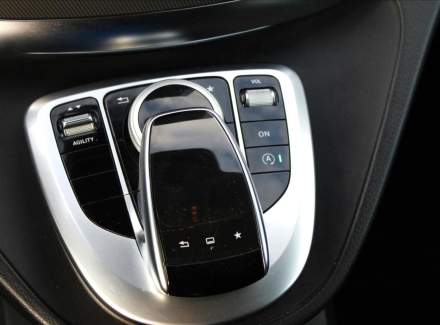 Mercedes-Benz - V-class