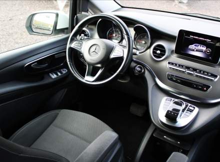 Mercedes-Benz - V-class