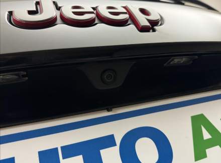 Jeep - Grand Cherokee