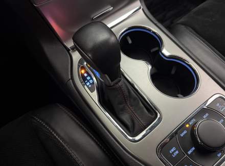 Jeep - Grand Cherokee