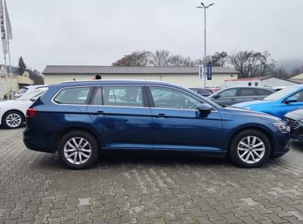 Volkswagen - Passat