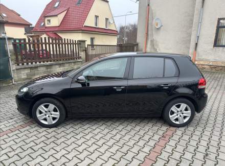 Volkswagen - Golf