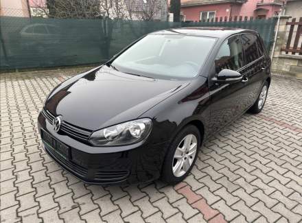 Volkswagen - Golf