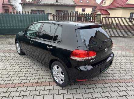 Volkswagen - Golf