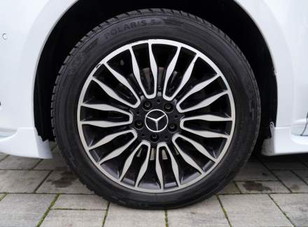 Mercedes-Benz - V-class