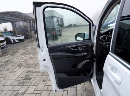 Mercedes-Benz - V-class