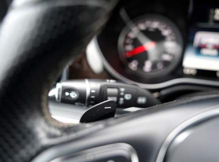 Mercedes-Benz - V-class