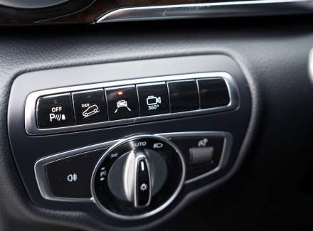 Mercedes-Benz - V-class