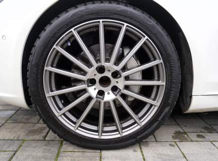 Mercedes-Benz - S-class