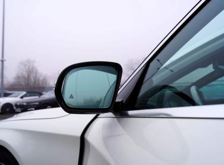 Mercedes-Benz - S-class