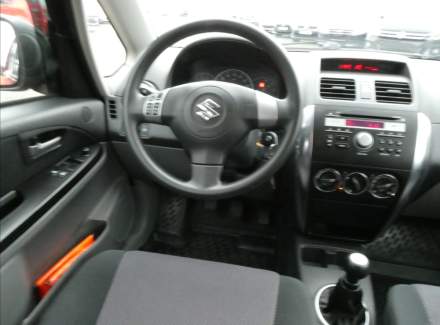 Suzuki - SX4