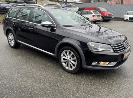 Volkswagen - Passat