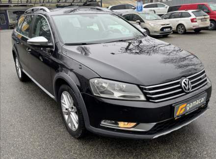 Volkswagen - Passat