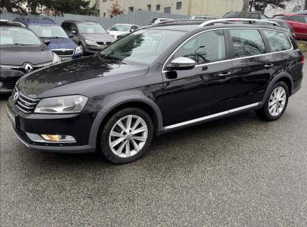 Volkswagen - Passat
