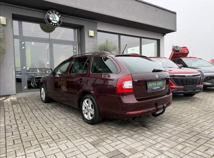 Škoda - Octavia