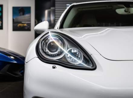 Porsche - Panamera