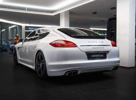 Porsche - Panamera