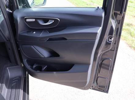 Mercedes-Benz - Vito