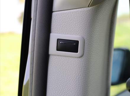 Mercedes-Benz - Vito