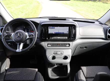 Mercedes-Benz - Vito