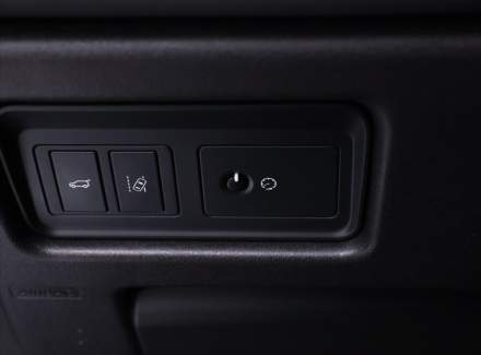 Land Rover - Discovery Sport