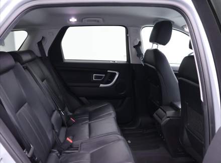 Land Rover - Discovery Sport