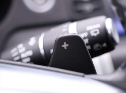 Land Rover - Discovery Sport