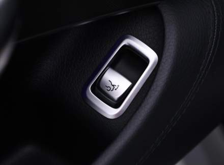 Mercedes-Benz - S-class