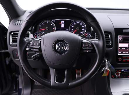 Volkswagen - Touareg