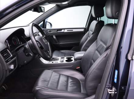 Volkswagen - Touareg