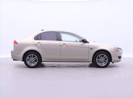 Mitsubishi - Lancer