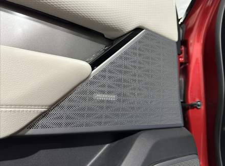 Land Rover - Range Rover Velar