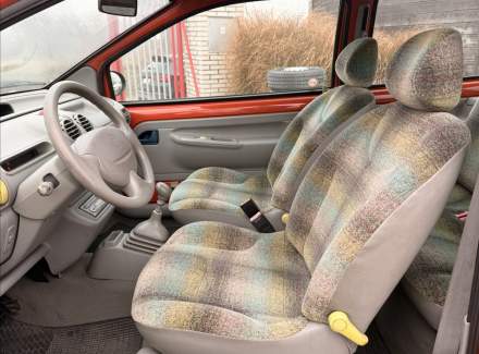 Renault - Twingo