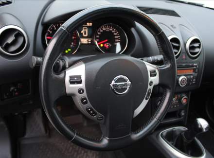 Nissan - Qashqai