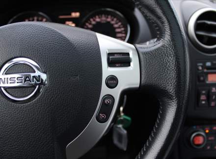 Nissan - Qashqai