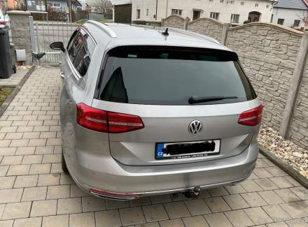 Volkswagen - Passat