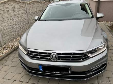 Volkswagen - Passat